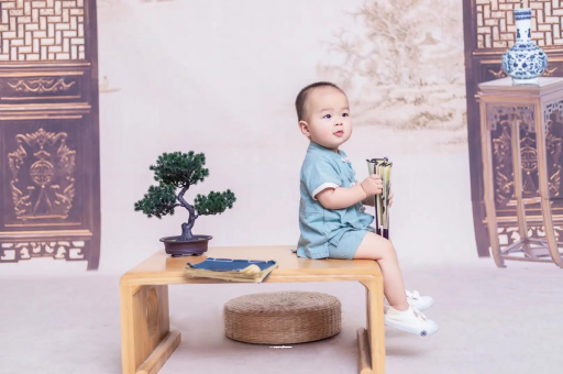 迁西宝宝几个月笑出声